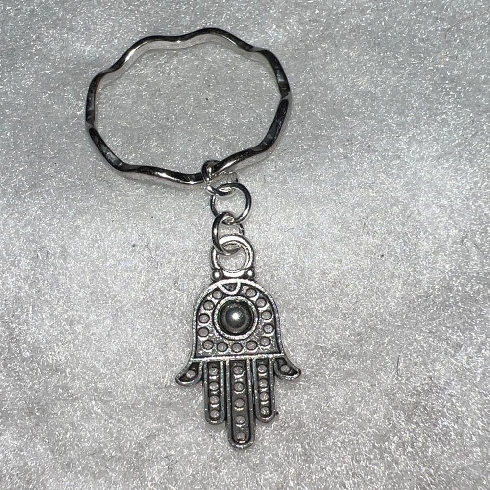 Silver-tone Metaphysical Wavy Ring Hamsa Hand Charm Ring, Size 8